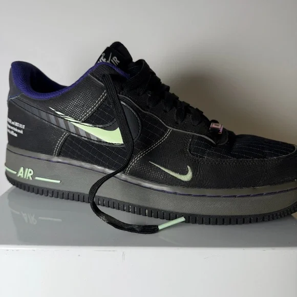 NikeAir Force 1 '07 LV8 Low 'Future Swoosh - Picture 13 of 16